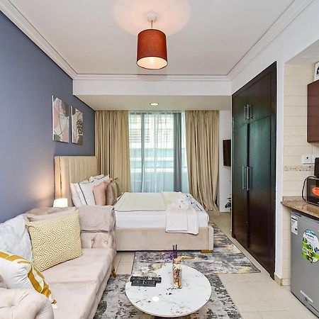Luxury Escapes - Modern Studio Apt - Metro, Beach & Mall Mins Away Dubaj Kültér fotó